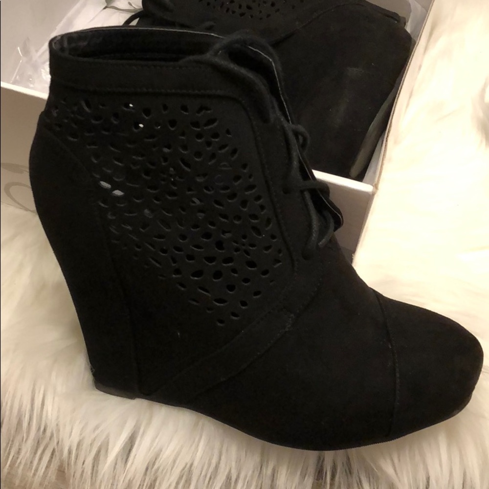 Booties - Picture 2 of 4